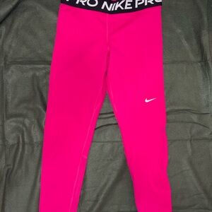 Nike Bright Pink Leggings Capris